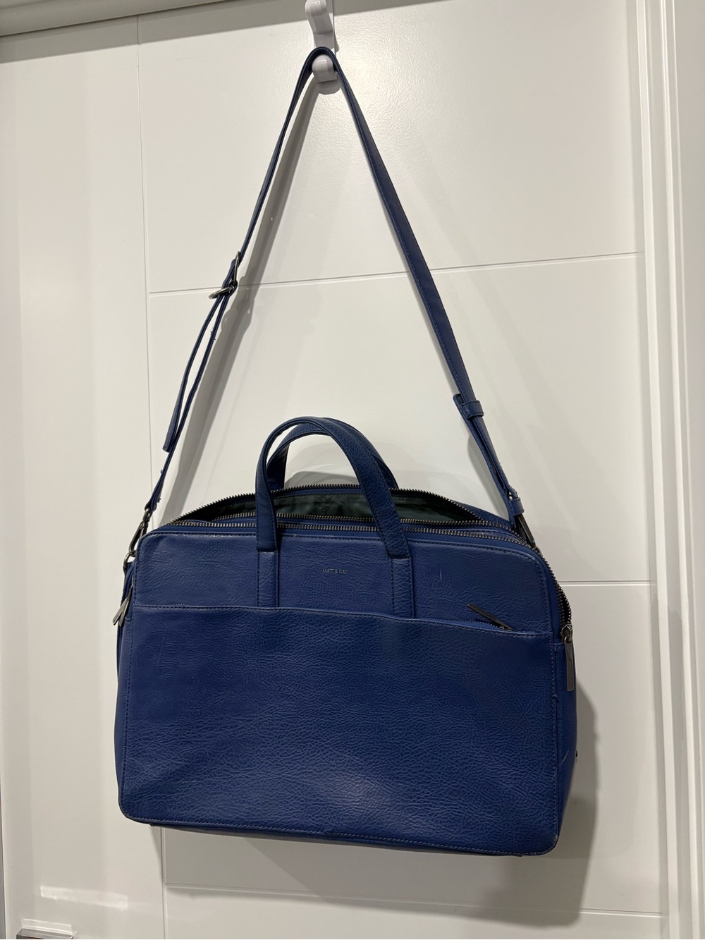 Matt & Nat Deep Blue Leather Laptop Briefcase with Shoulder Strap